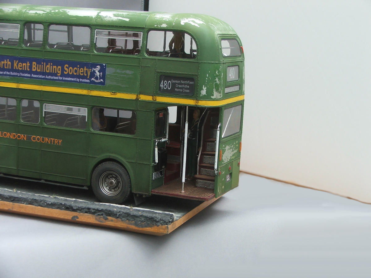 Revell - Ônibus de Londres - 1/24 REV 07651 - Loja de Modelismo e Hobby