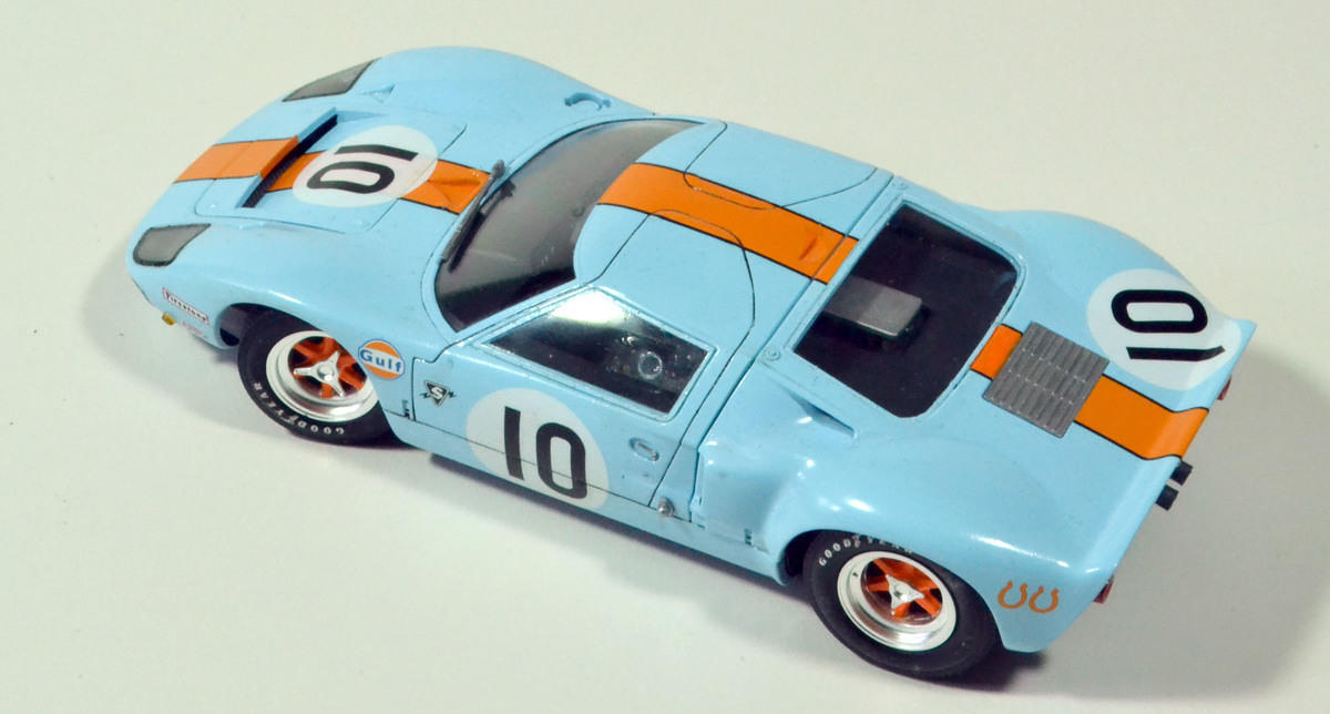 Maquette Ford GT Le Mans 1968 et 1969 Revell 1/24 – Les Miniatures