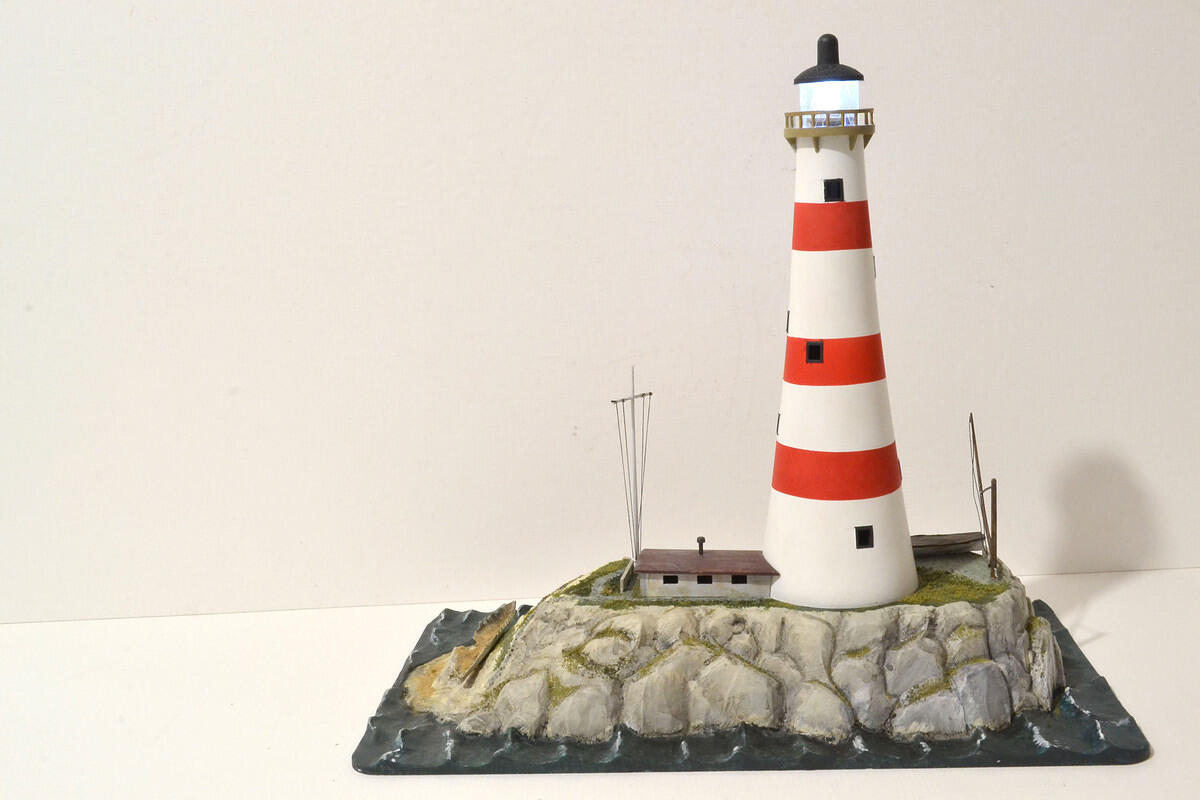 1:160 Lighthouse by Atlantis Models - Ready For Inspection - Dioramas ...