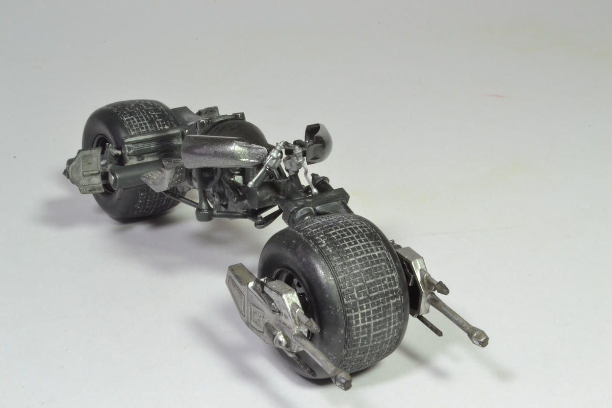 1:25 Bat-pod from The Dark Knight Rises, Moebius kit - Ready