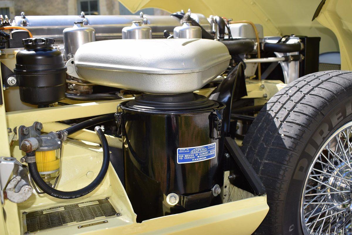 Etype-engine-3.jpg